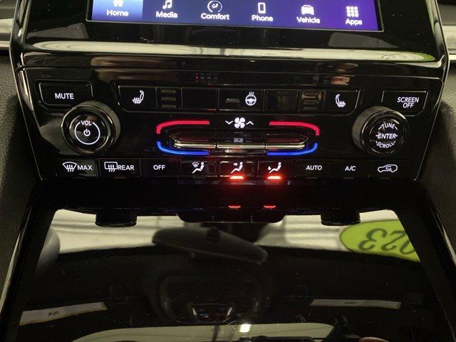 used 2023 Jeep Grand Cherokee car, priced at $32,900