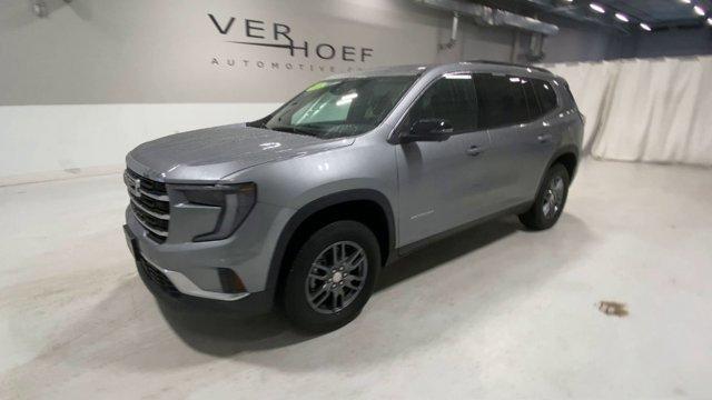 used 2025 GMC Acadia car, priced at $38,900