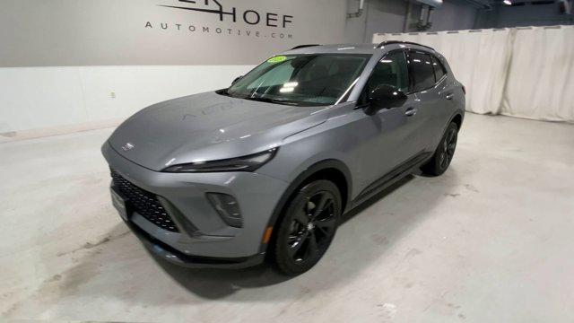 used 2025 Buick Envision car, priced at $33,900