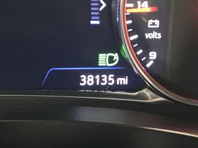 used 2023 Chevrolet Traverse car, priced at $39,900