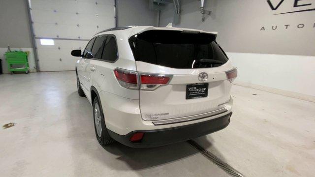 used 2015 Toyota Highlander car, priced at $18,900