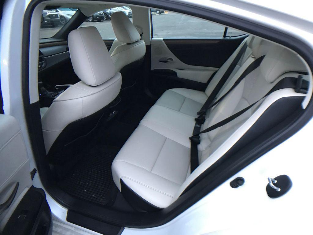 used 2023 Lexus ES 350 car, priced at $36,977