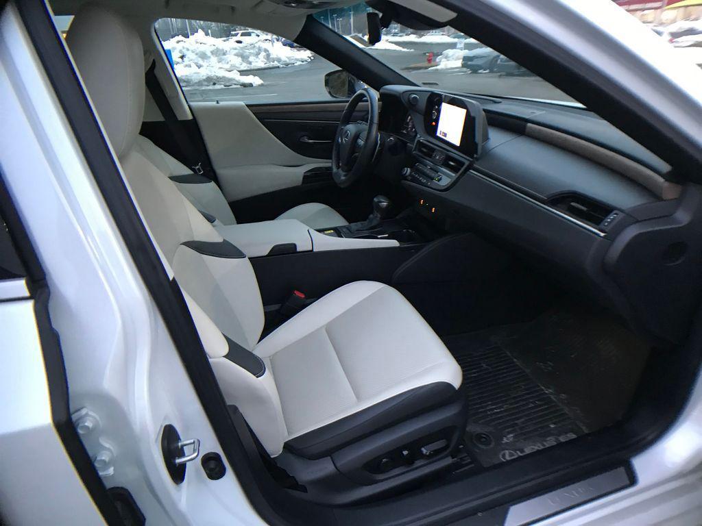 used 2023 Lexus ES 350 car, priced at $36,977