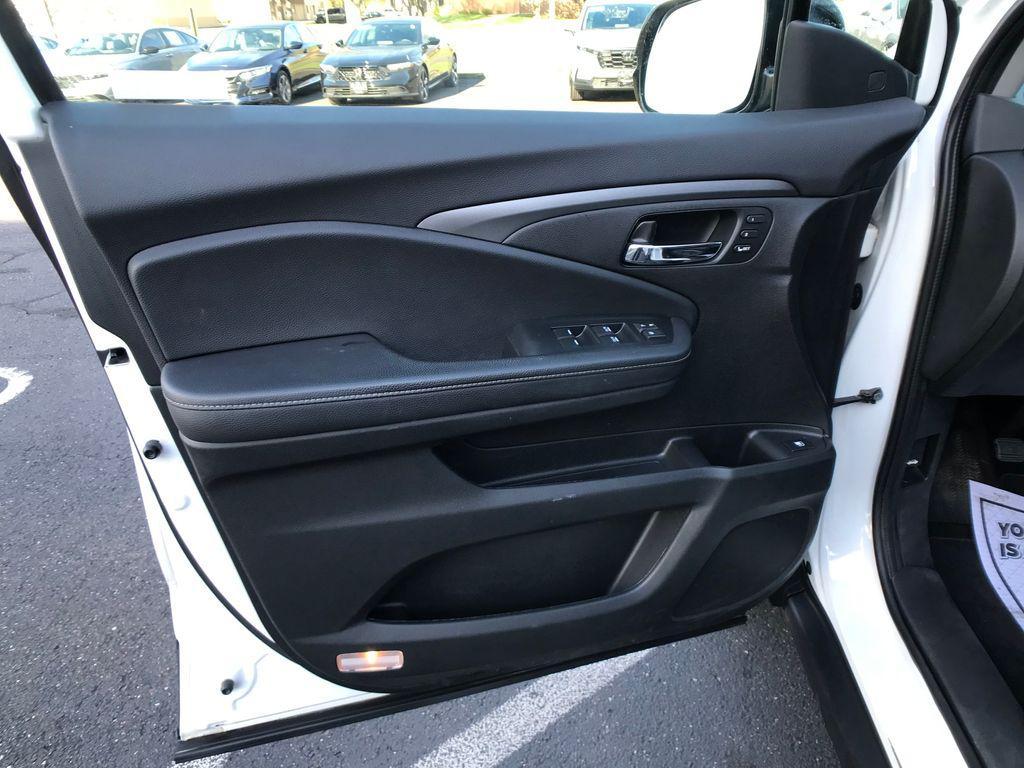 used 2023 Honda Ridgeline car, priced at $35,977