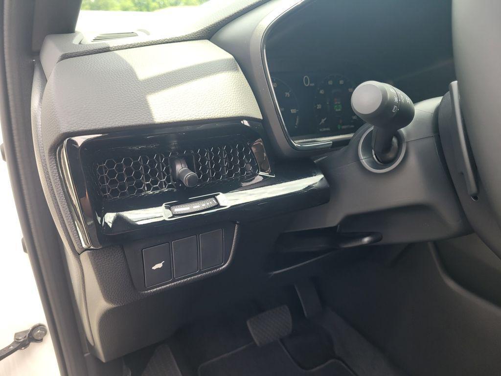 new 2026 Honda CR-V Hybrid car, priced at $44,000