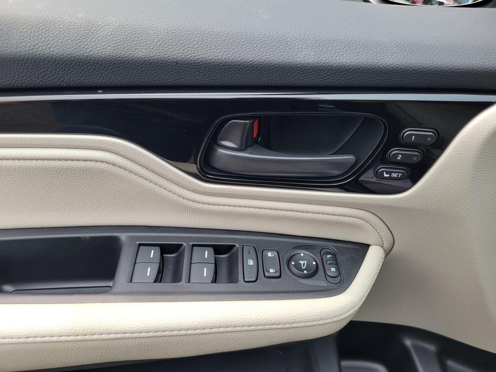 new 2026 Honda Odyssey car, priced at $48,990