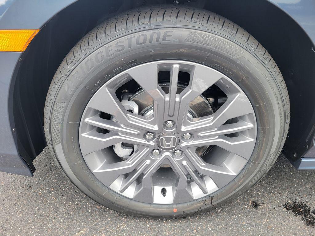 new 2026 Honda Odyssey car, priced at $48,990