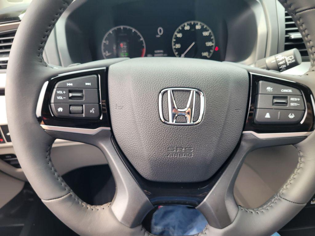 new 2026 Honda Odyssey car, priced at $48,990