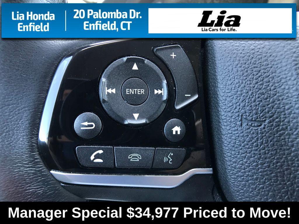 2022 Crystal Black Pearl Honda Pilot
