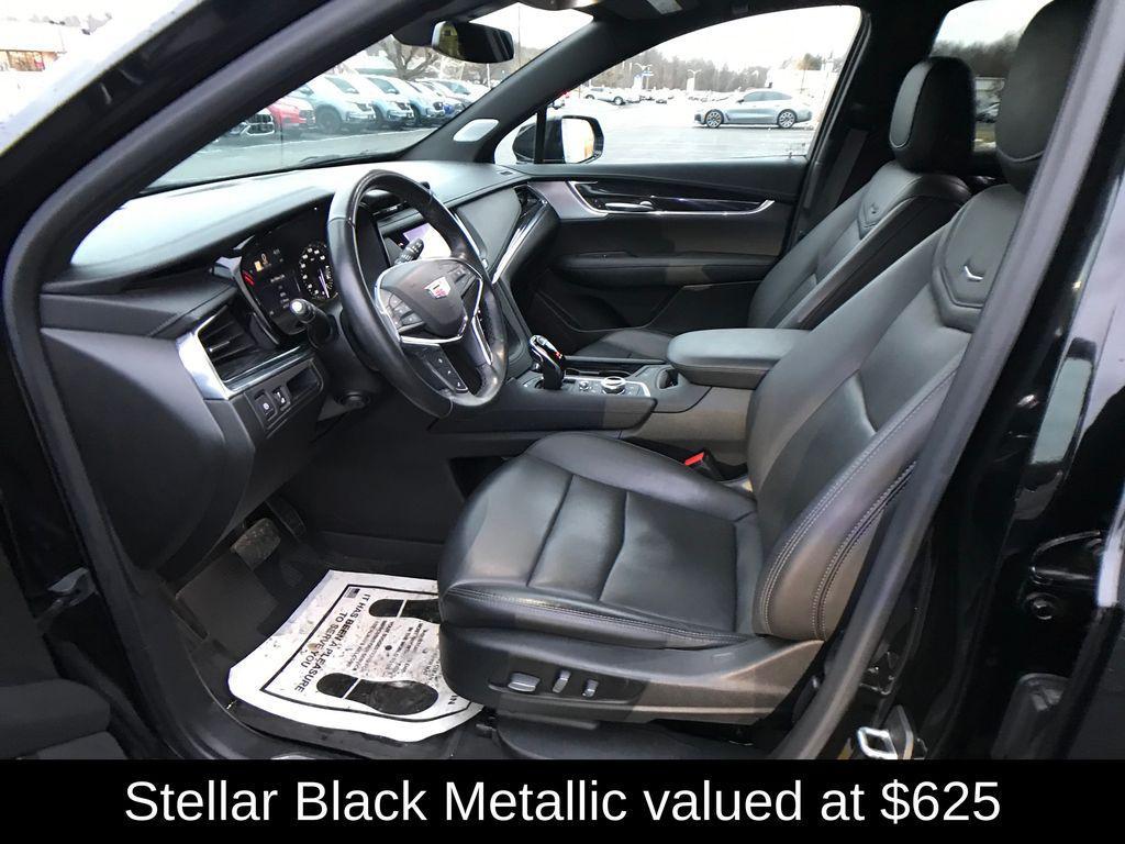 used 2020 Cadillac XT5 car, priced at $25,977