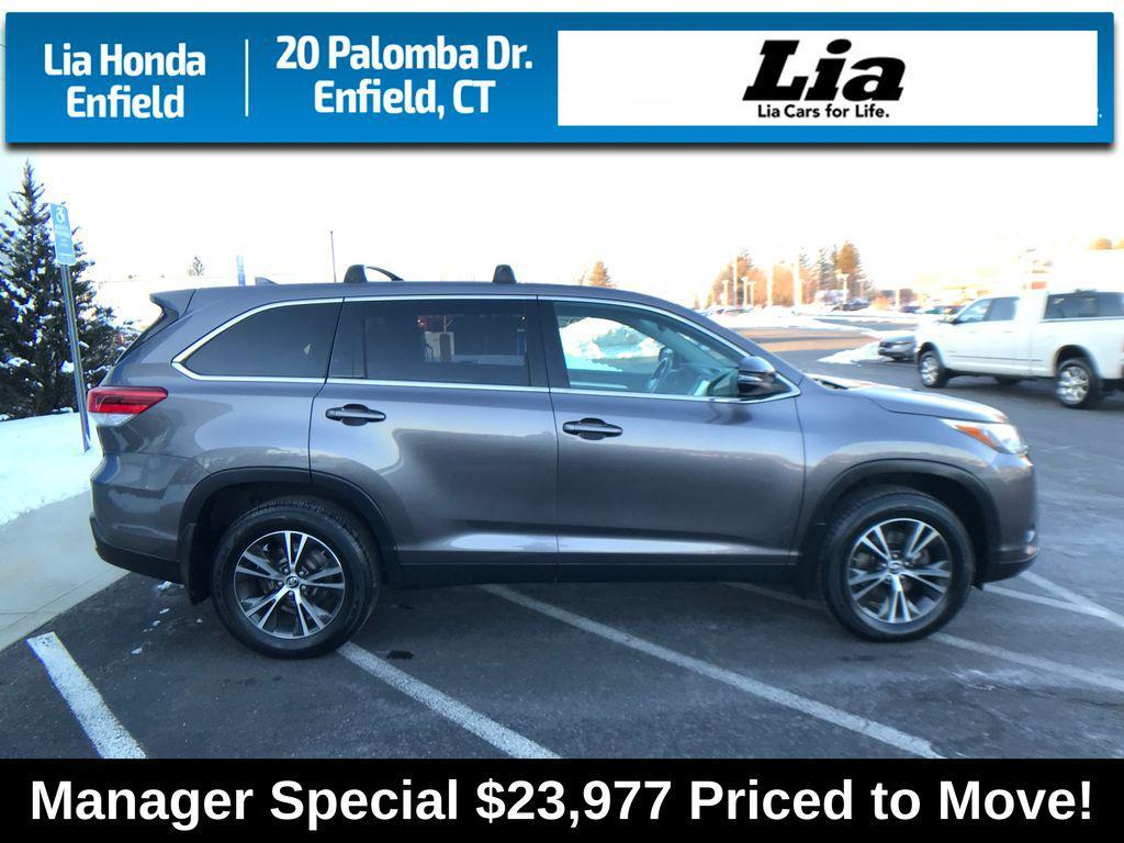 used 2019 Toyota Highlander car, priced at $23,977