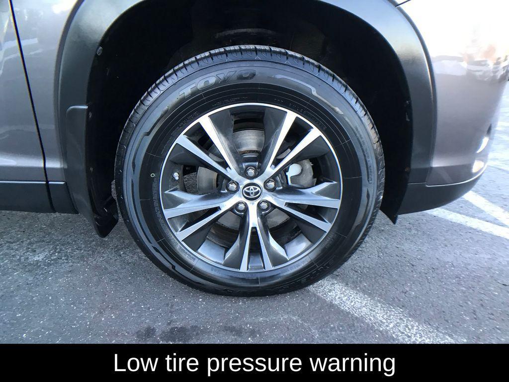 used 2019 Toyota Highlander car, priced at $23,977