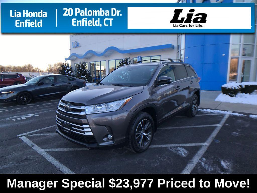 used 2019 Toyota Highlander car, priced at $23,977
