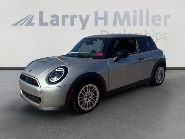 used 2025 MINI Hardtop car, priced at $25,713