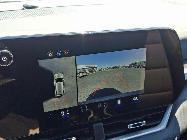 new 2026 Chevrolet Equinox car, priced at $32,990