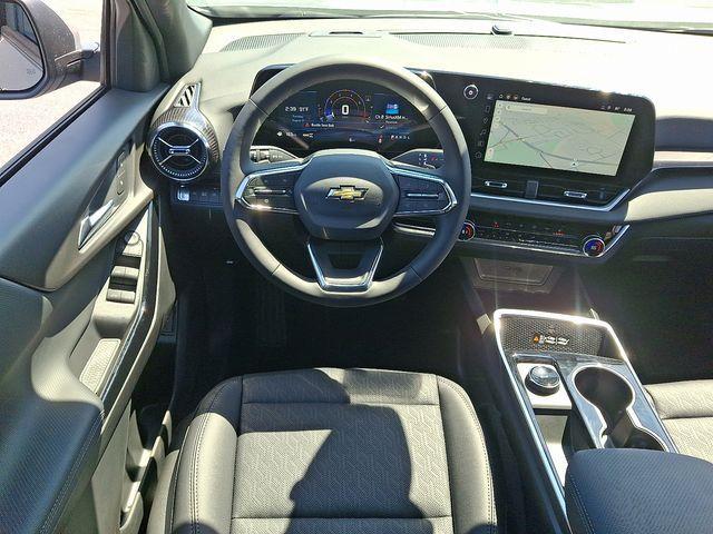 new 2026 Chevrolet Equinox car, priced at $32,990