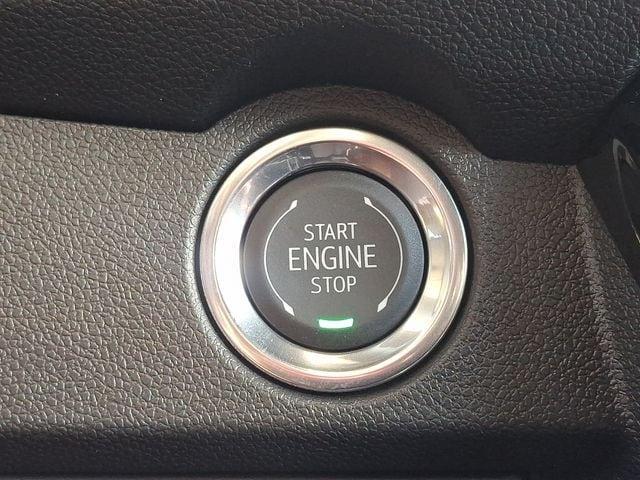 new 2026 Chevrolet Traverse car, priced at $43,915