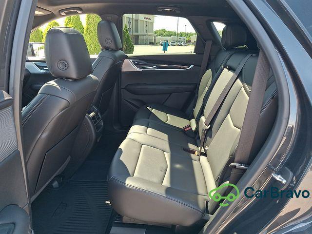 used 2022 Cadillac XT5 car, priced at $36,797