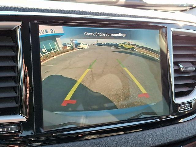 used 2024 Chrysler Pacifica car, priced at $29,999