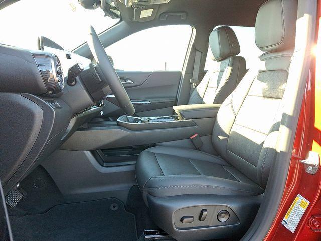 new 2026 Chevrolet Equinox car, priced at $34,324