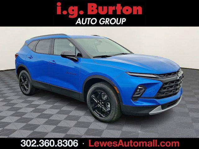 new 2025 Chevrolet Blazer car, priced at $32,120