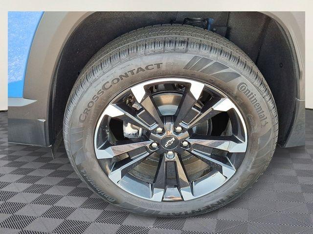 new 2026 Chevrolet Equinox car, priced at $33,385