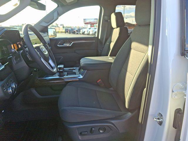 new 2026 GMC Sierra 1500 car, priced at $58,034