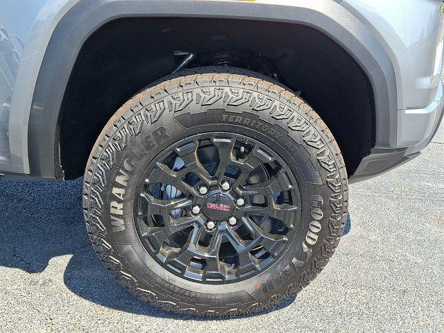 new 2026 GMC Canyon car, priced at $46,963