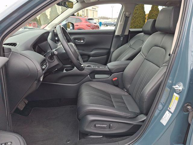 used 2025 Honda HR-V car, priced at $27,599