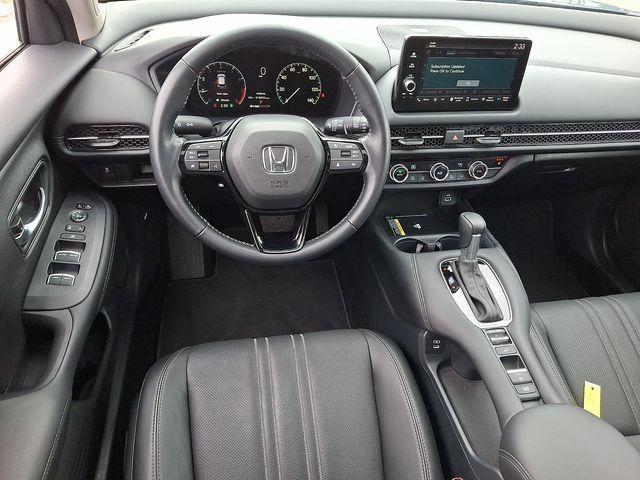 used 2025 Honda HR-V car, priced at $27,599