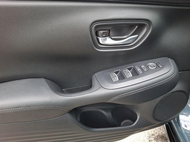 used 2025 Honda HR-V car, priced at $27,599