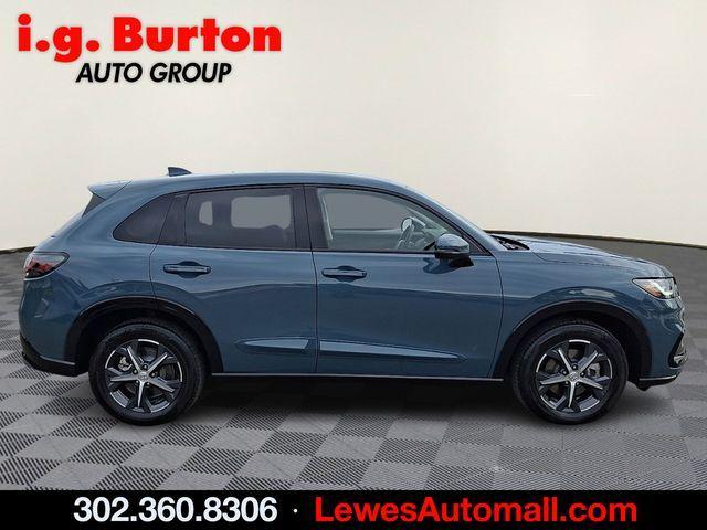 used 2025 Honda HR-V car, priced at $27,599