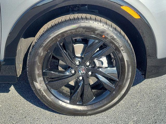 new 2025 Buick Encore GX car, priced at $29,276