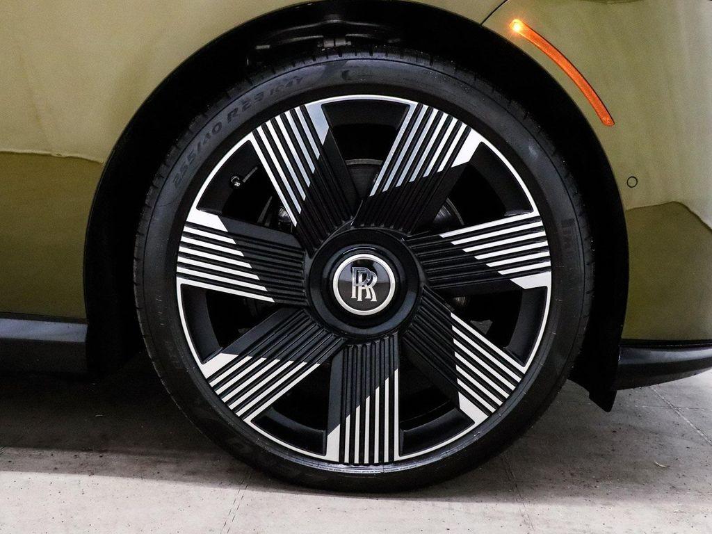 used 2024 Rolls-Royce Spectre car, priced at $318,888