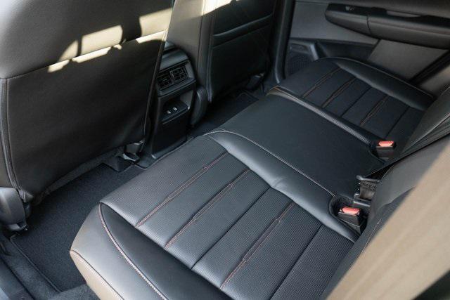 new 2026 Honda CR-V Hybrid car, priced at $40,675