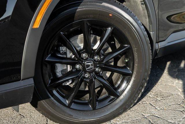 new 2026 Honda CR-V Hybrid car, priced at $40,675