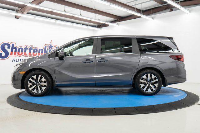 new 2026 Honda Odyssey car, priced at $43,290
