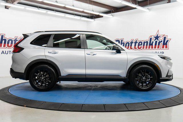 new 2026 Honda CR-V Hybrid car, priced at $39,175