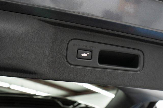 new 2025 Honda Pilot car, priced at $47,095