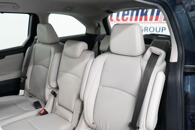 new 2026 Honda Odyssey car, priced at $44,290