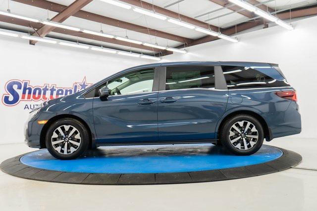 new 2026 Honda Odyssey car, priced at $44,290