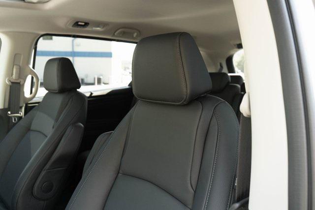 new 2026 Honda Odyssey car, priced at $45,340