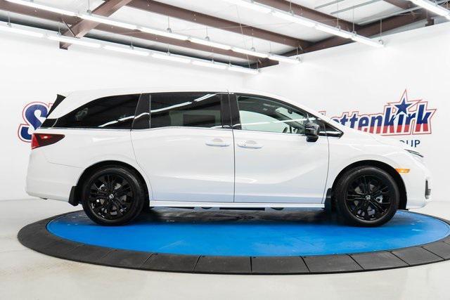 new 2026 Honda Odyssey car, priced at $45,845