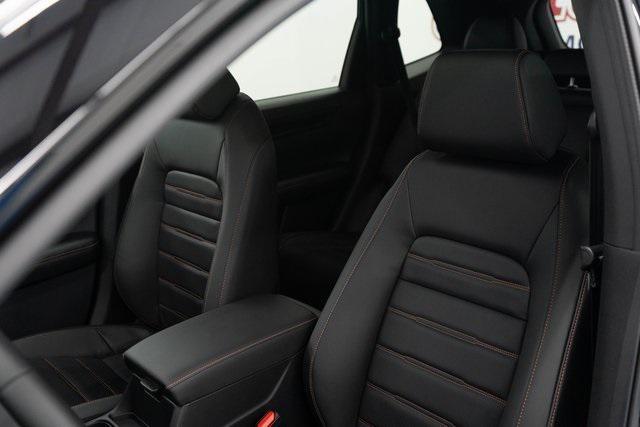 new 2026 Honda CR-V Hybrid car, priced at $38,175