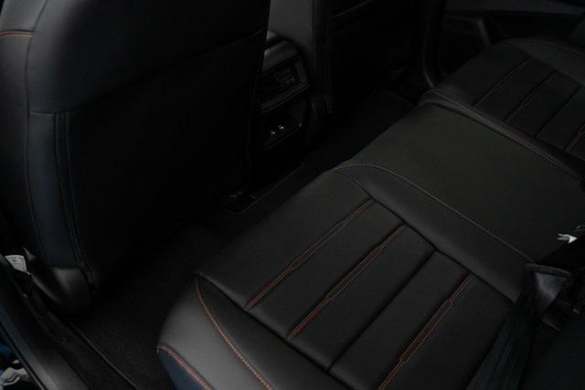 new 2026 Honda CR-V Hybrid car, priced at $38,175