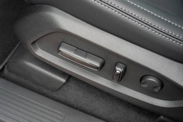 new 2025 Honda Pilot car, priced at $45,401