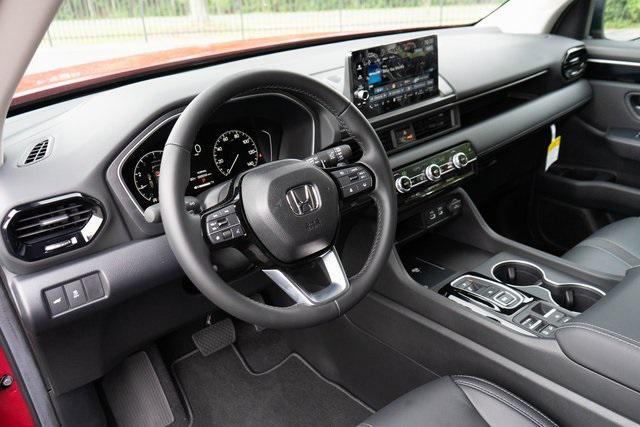 new 2025 Honda Pilot car, priced at $45,401