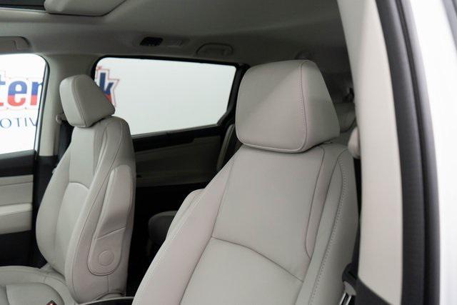 new 2026 Honda Odyssey car, priced at $44,775