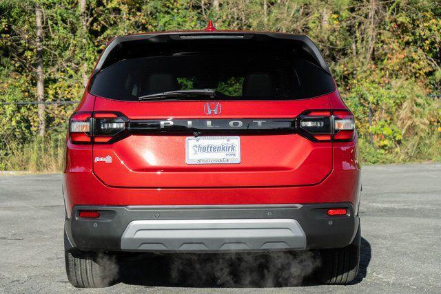 new 2025 Honda Pilot car, priced at $45,450