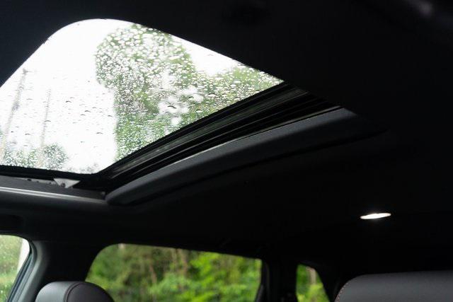 new 2026 Honda CR-V Hybrid car, priced at $40,175